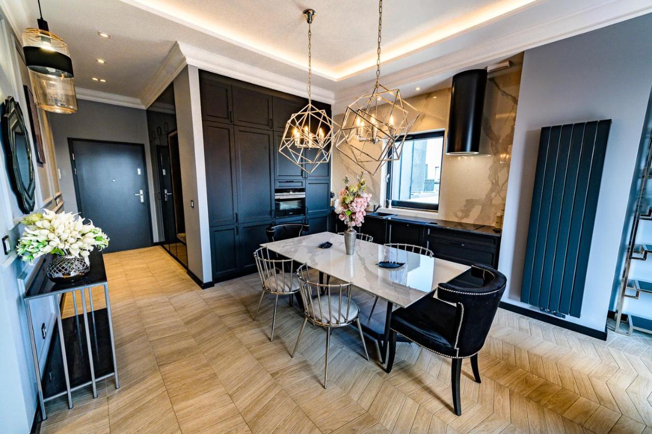 ורוצלב About Art Apartments מראה חיצוני תמונה