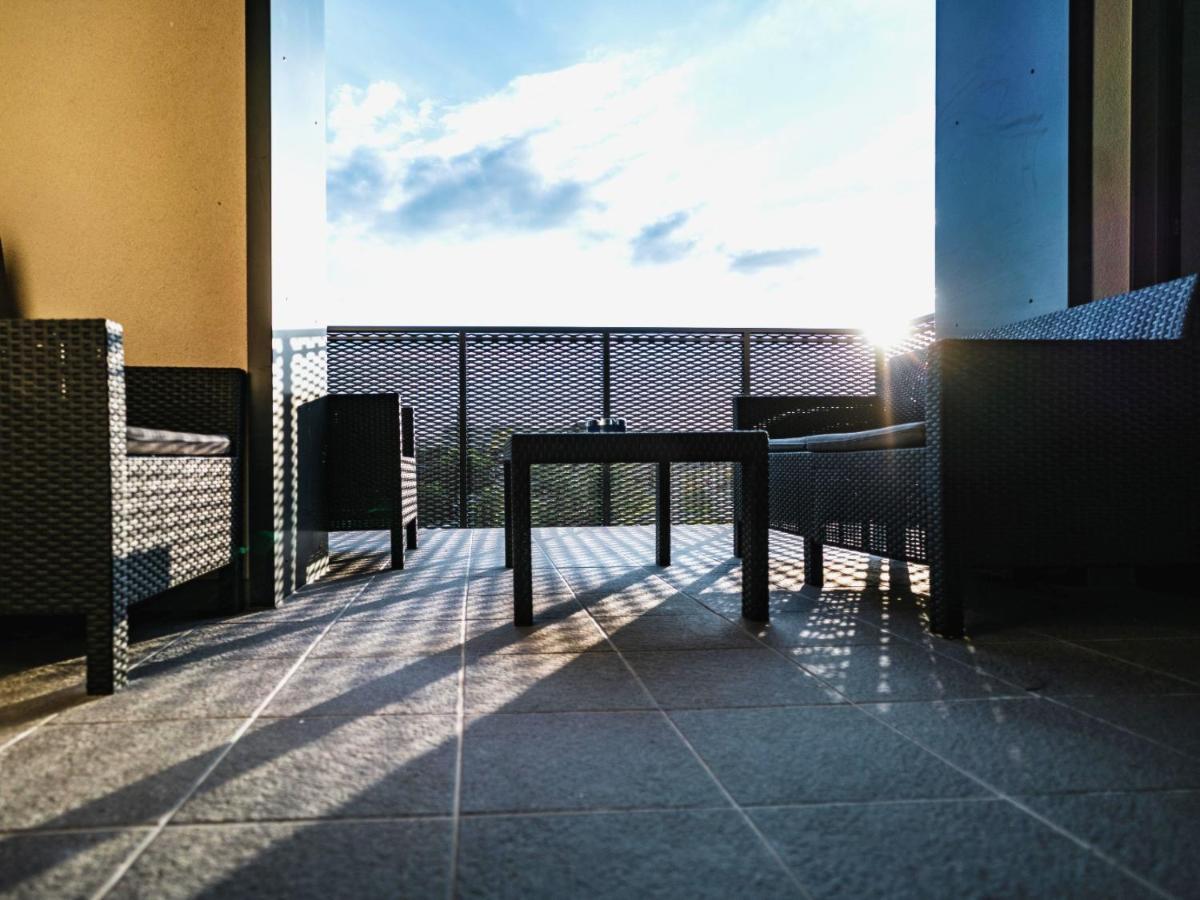 ורוצלב About Art Apartments מראה חיצוני תמונה